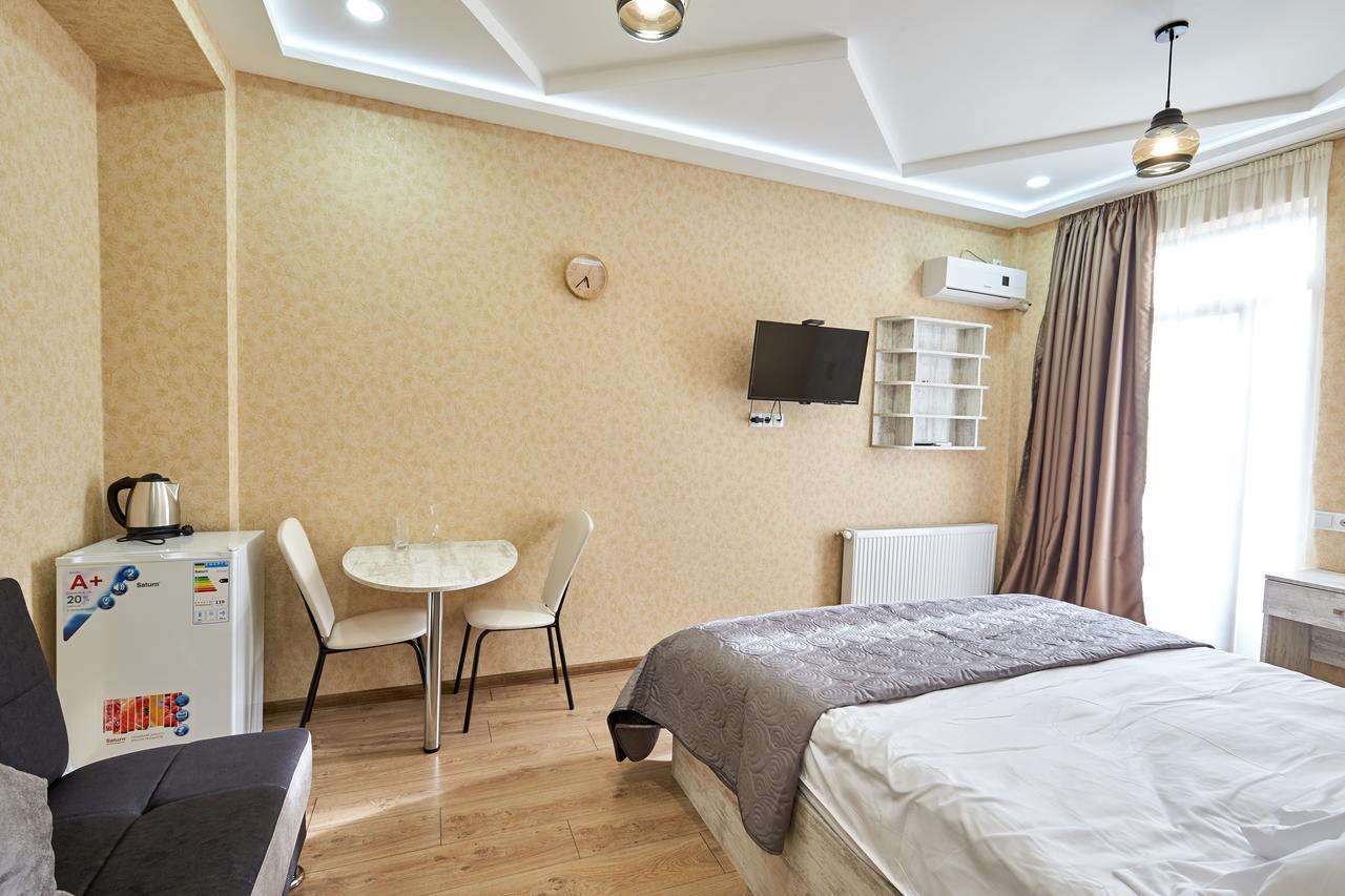 Guest Hotel Tbiliszi Kültér fotó